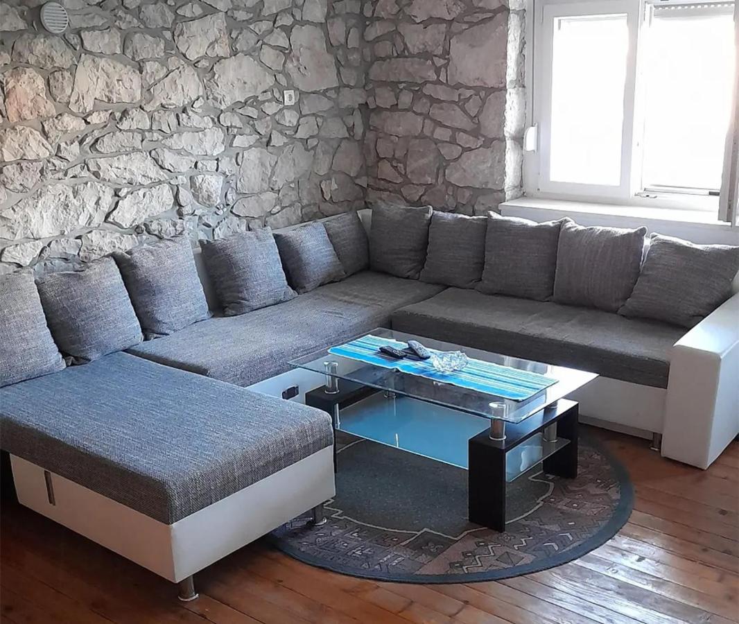 Ferienwohnung Kamena Kuca Family Rodin Čapljina Exterior foto
