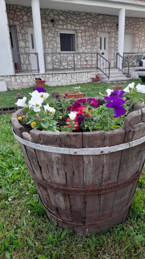 Ferienwohnung Kamena Kuca Family Rodin Čapljina Exterior foto