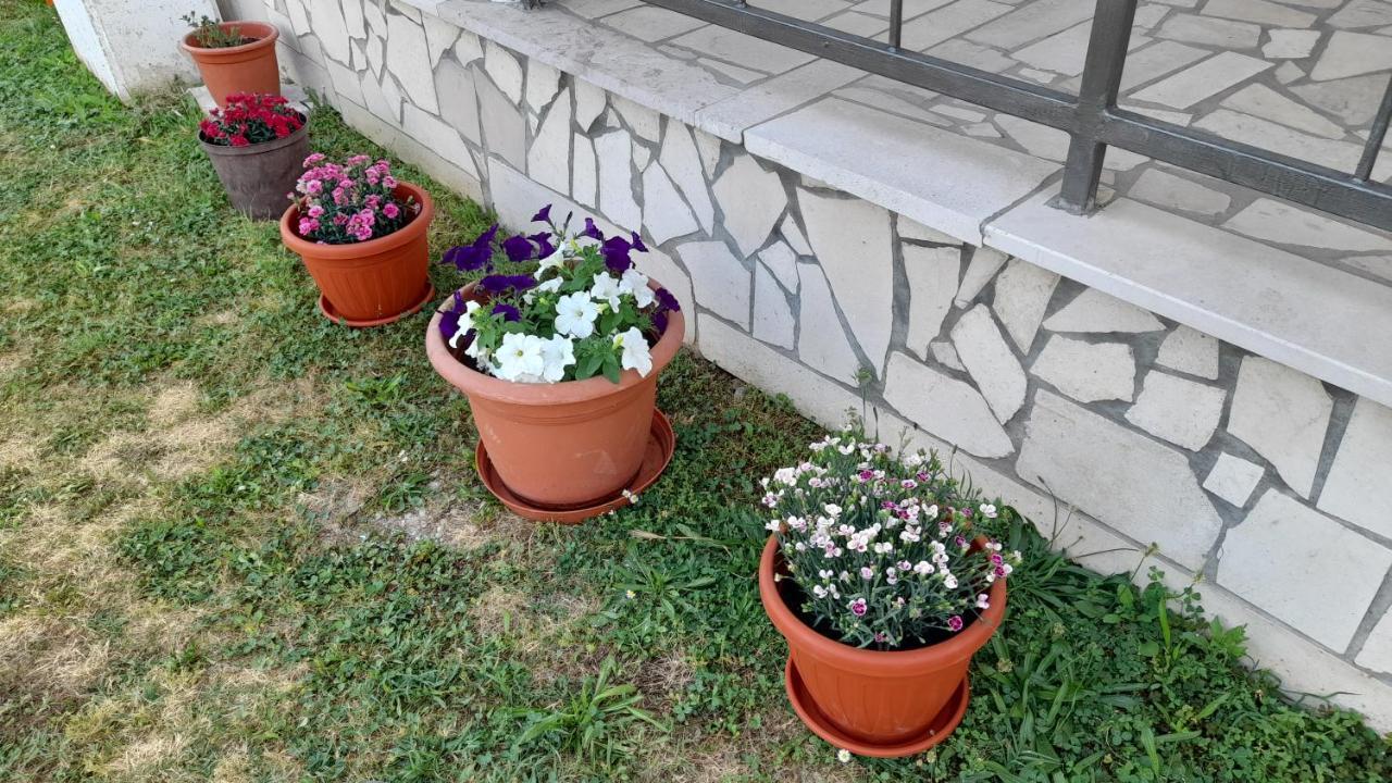 Ferienwohnung Kamena Kuca Family Rodin Čapljina Exterior foto
