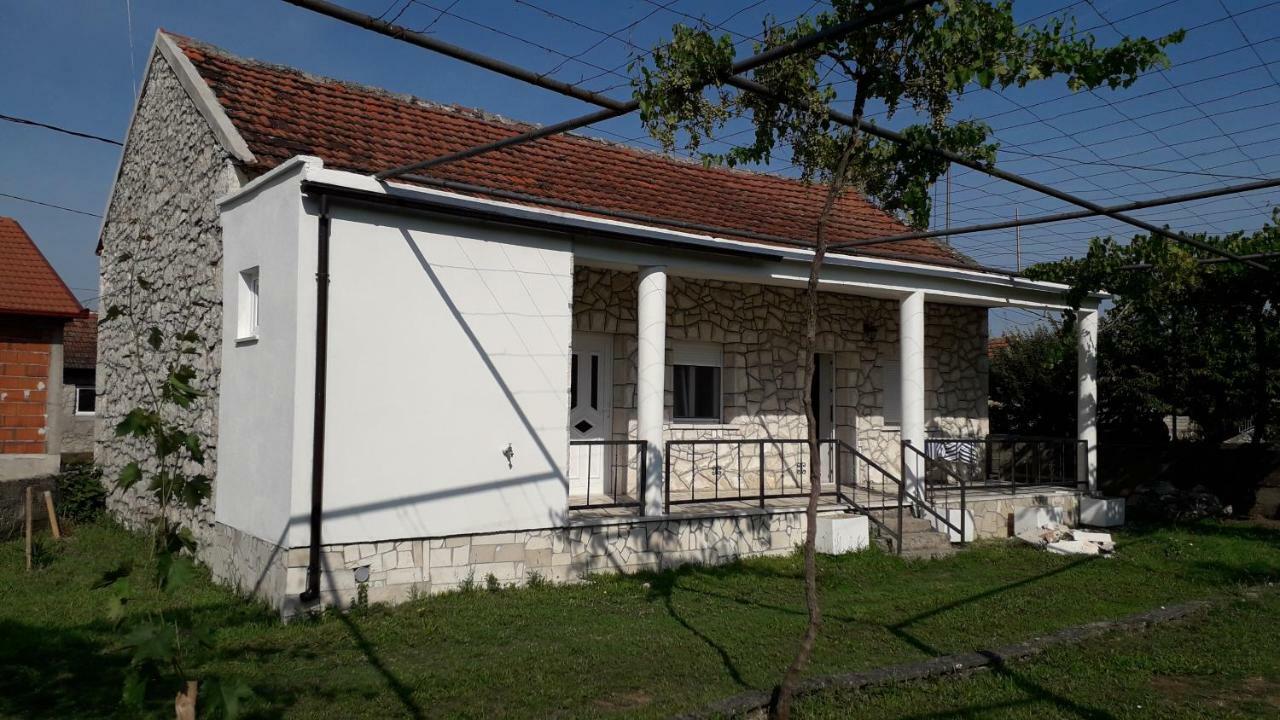 Ferienwohnung Kamena Kuca Family Rodin Čapljina Exterior foto